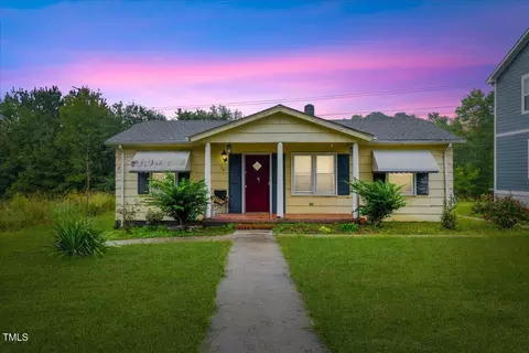 26 Old Webb Ln, Wendell, NC 27591