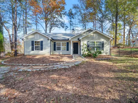1414 Pocomoke 1 Dr, Franklinton, NC 27525