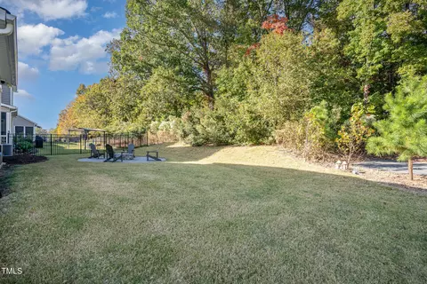 Exterior - 231 Silverhawk Ln, Durham, NC 27703 photo 7 of 8
