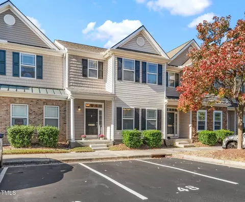 711 Keystone Park Dr #48, Morrisville, NC 27560