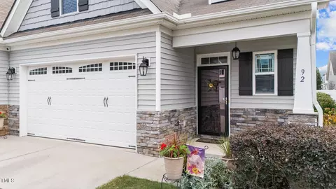 92 Radcliffe Ct, Clayton, NC 27527