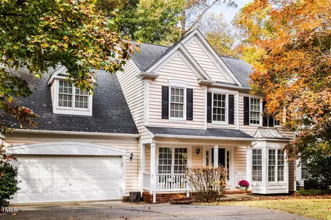 811 Green Passage Ln, Apex, NC 27502