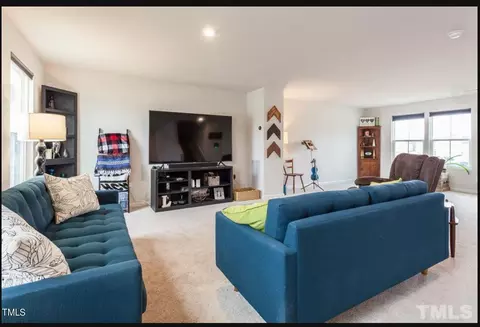 10 Windchime Ct, Durham, NC 27704 photo 9