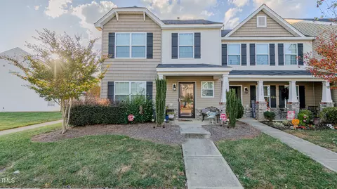 7320 Colleen Park Dr, Whitsett, NC 27377