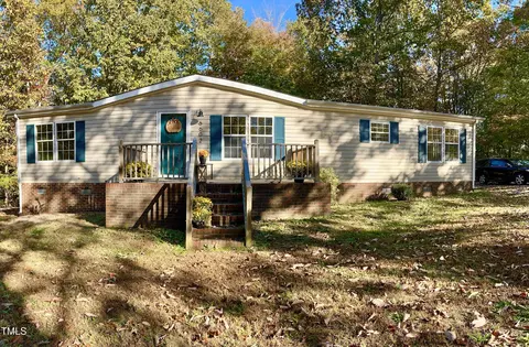 6602 Forest Grove Dr, Snow Camp, NC 27349