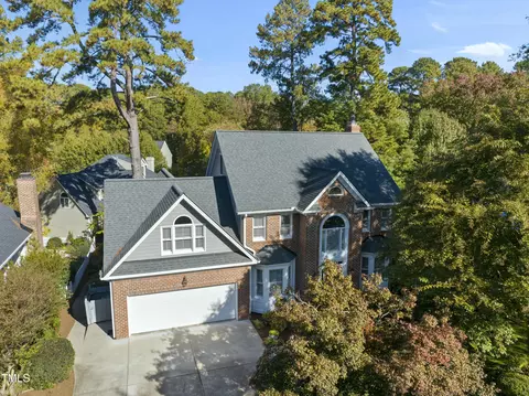 103 Waterloo Station Dr, Cary, NC 27513