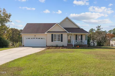 156 Remington Dr, Coats, NC 27521