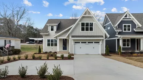 418 S Cross St, Youngsville, NC 27596