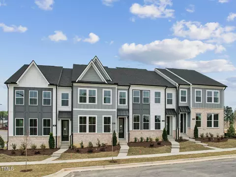 810 Barlow Dr #252, Knightdale, NC 27545