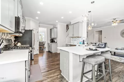 Kitchen - 52 E Piston Pt, Clayton, NC 27520 photo 2 of 5