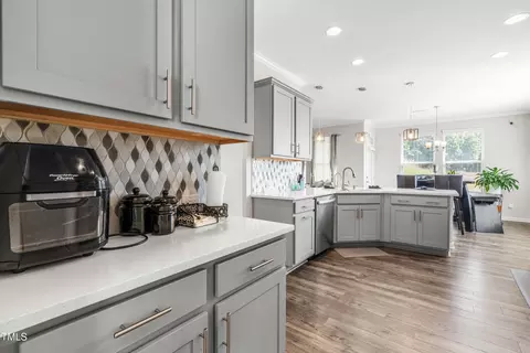 Kitchen - 52 E Piston Pt, Clayton, NC 27520 photo 3 of 5