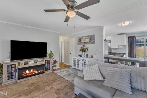 Living - 604 Karen Dr, Willow Spring, NC 27592 photo 2 of 2