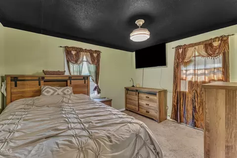 Bedroom - 604 Karen Dr, Willow Spring, NC 27592 photo 2 of 6