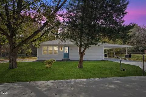 1830 Garland St, Henderson, NC 27536