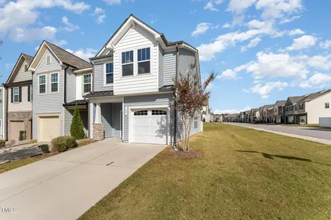 142 Wethergate Dr, Clayton, NC 27527 photo 2