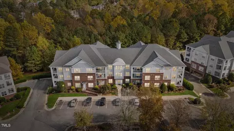 431 Eyam Hall Ln, Apex, NC 27502