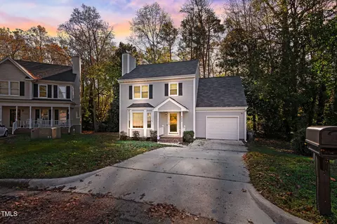 4304 Dinwiddie Ct, Raleigh, NC 27604