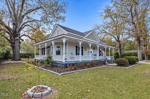 301 W Edwards St, Princeton, NC 27569