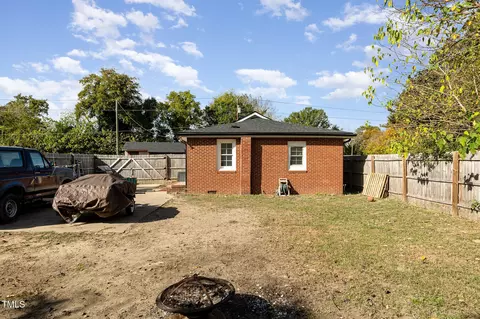 104 N Jackson St, Dunn, NC 28334 photo 16