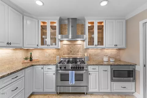 Kitchen - 650 Olympic Trail Trl, Garner, NC 27529 photo 2 of 3