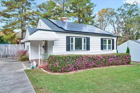 121 Broughton St, Garner, NC 27529 photo 2