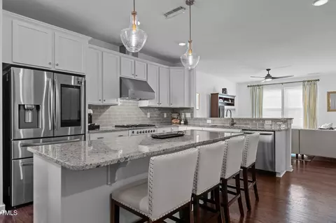 537 Brooks St, Wake Forest, NC 27587 photo 3