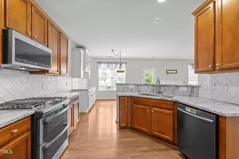 812 Ember Dr, Durham, NC 27703 photo 10