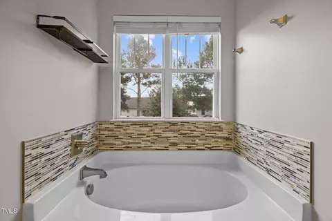 812 Ember Dr, Durham, NC 27703 photo 24