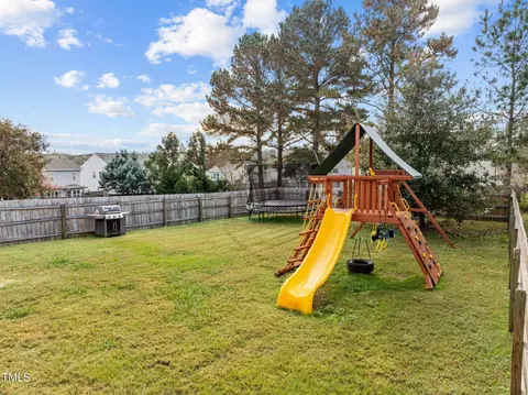 812 Ember Dr, Durham, NC 27703 photo 34