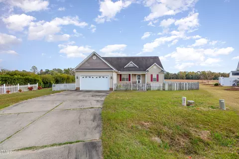 119 Jj, Benson, NC 27504 photo 1