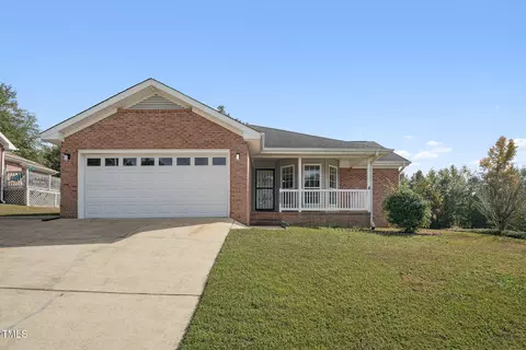 1535 Londonderry Pl, Fayetteville, NC 28301