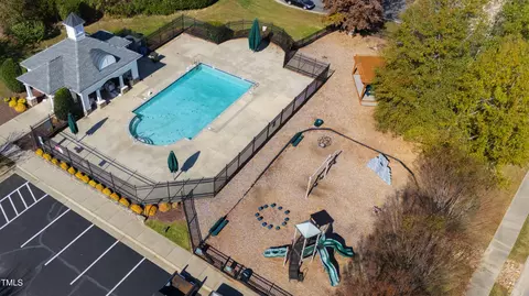 Exterior - 5114 Paces Ferry Dr, Durham, NC 27712 photo 11 of 12