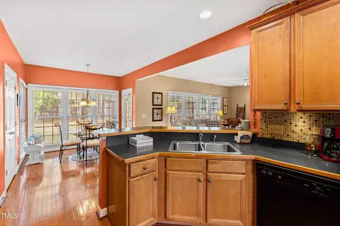 Kitchen - 5114 Paces Ferry Dr, Durham, NC 27712 photo 5 of 6
