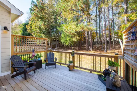 Exterior - 5114 Paces Ferry Dr, Durham, NC 27712 photo 4 of 12