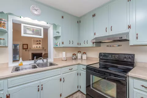 1314 Pineview Dr, Garner, NC 27529 photo 14