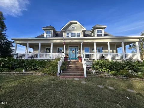 379 John Deere Ln, Bear Creek, NC 27207
