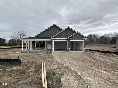 17 Maxwell Farm Ln, Selma, NC 27576