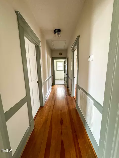 Entry Way - 302 E D St, Erwin, NC 28339 photo 1 of 2