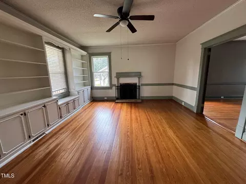 Living - 302 E D St, Erwin, NC 28339 photo 3 of 4