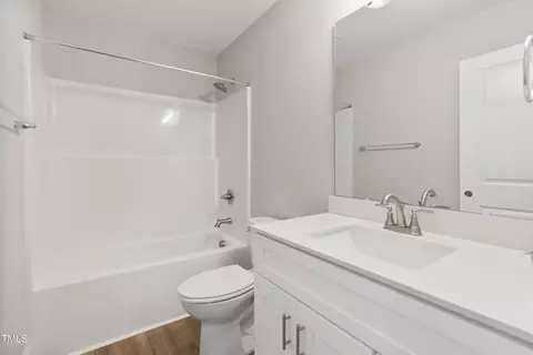 Bath - 552 Rowan Rd, Clinton, NC 28328 photo 3 of 4