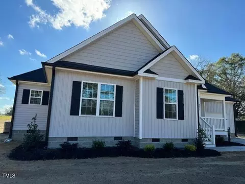 Exterior - 552 Rowan Rd, Clinton, NC 28328 photo 9 of 14