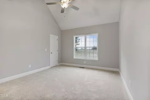 Bedroom - 552 Rowan Rd, Clinton, NC 28328 photo 1 of 6