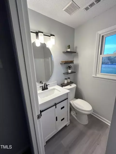 Bath - 810 Shadow Lake Dr, Willow Spring, NC 27592 photo 5 of 5