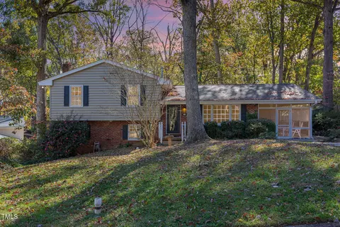 3304 Julian Drive Dr, Raleigh, NC 27604