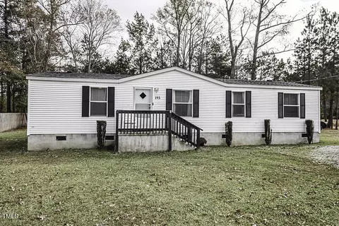 193 Worsley Rd, Rocky Mount, NC 27801