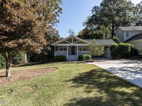 1206 Dogwood Ln, Raleigh, NC 27607