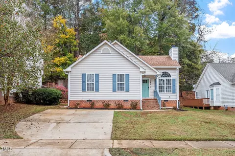 144 Melksham Rd, Wake Forest, NC 27587 photo 2