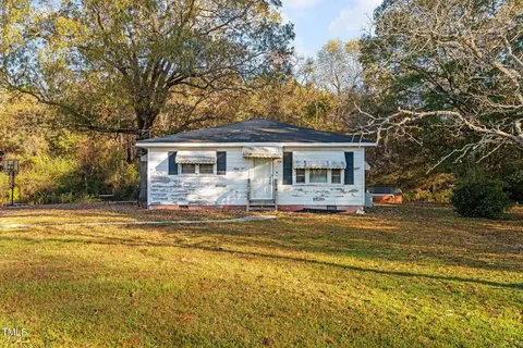 830 Delma Grimes Rd, Coats, NC 27521