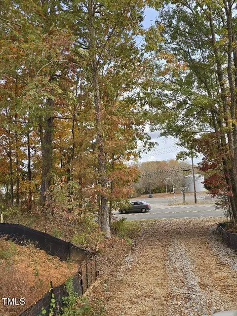 322 Lewis St, Oxford, NC 27565