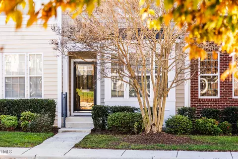200 Grey Elm Trl, Durham, NC 27713